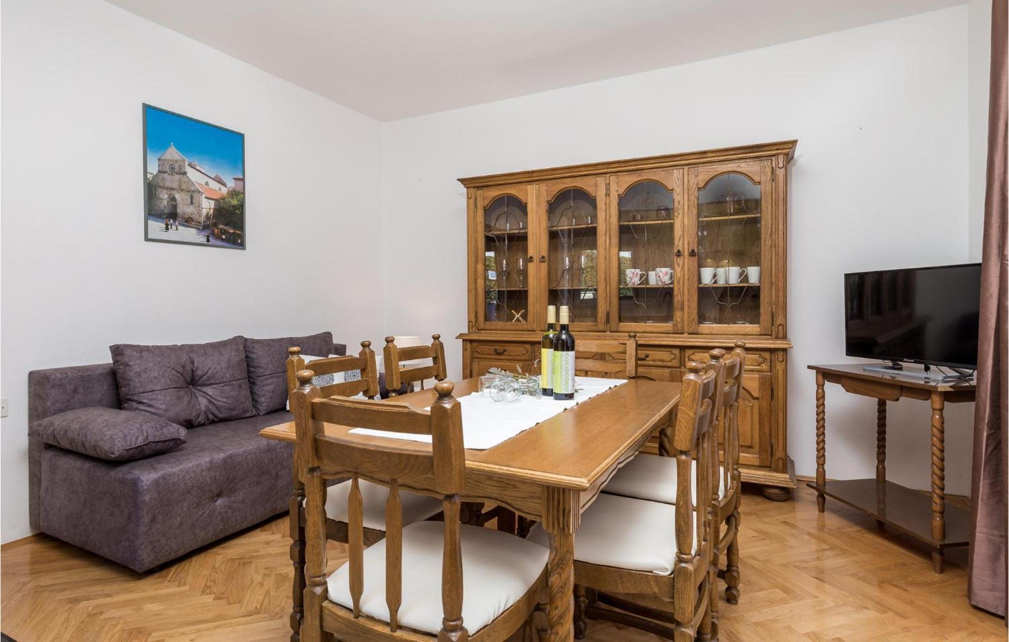 פג 2 Bedroom Awesome Apartment In Pag מראה חיצוני תמונה