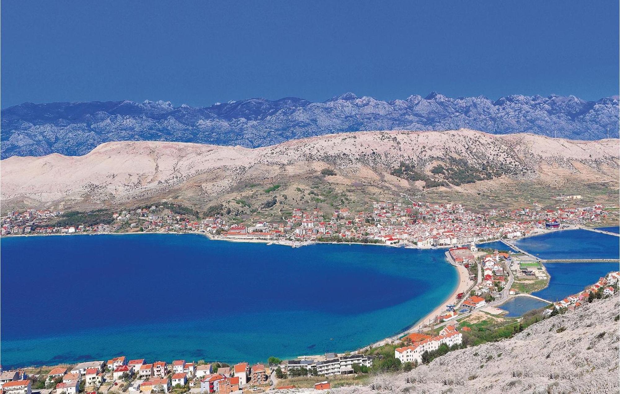 פג 2 Bedroom Awesome Apartment In Pag מראה חיצוני תמונה